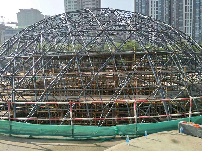 库尔勒球形网架钢结构施工